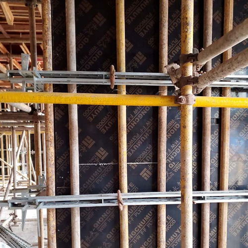 混凝土剪力墻內支撐建筑模板的施工技術與應用